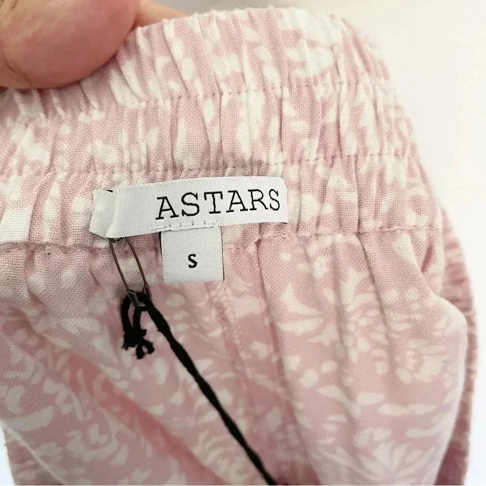NWT Astars High Waist Pink Embroidered Shorts with Coins Decoration S Waist 28” - Picture 5 of 6